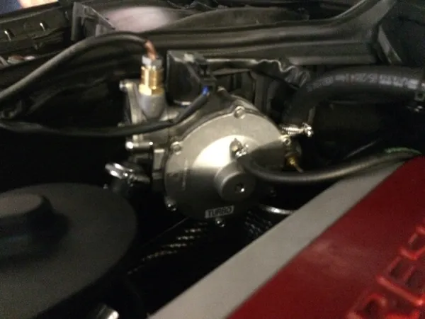 MERCEDES BENZ C200 2.0 - imagine 1054c8656f85b8cd099fbfa2f3661a3e