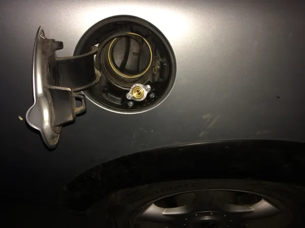 MINI COOPER 1.6 - imagine 914c66dfee1daf63923309e94b98d7f8