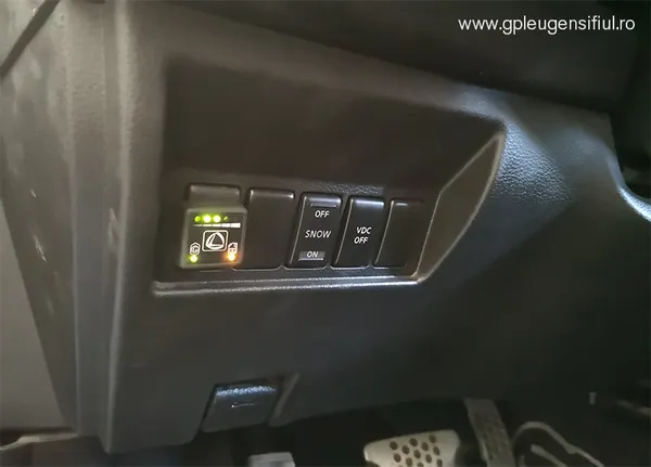 INFINITI FX35 3.5 V6 - imagine cd1a2c9ff9d43c0ad3bce9db3465e494