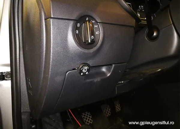 SKODA OCTAVIA 1.2TSI - imagine fa6c5f5f9e61458f1664f4c9a01ea9ef